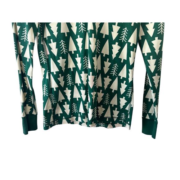 Hanna Andersson Green & White Christmas Tree Print Pajama Shirt Size Small - Picture 2 of 9